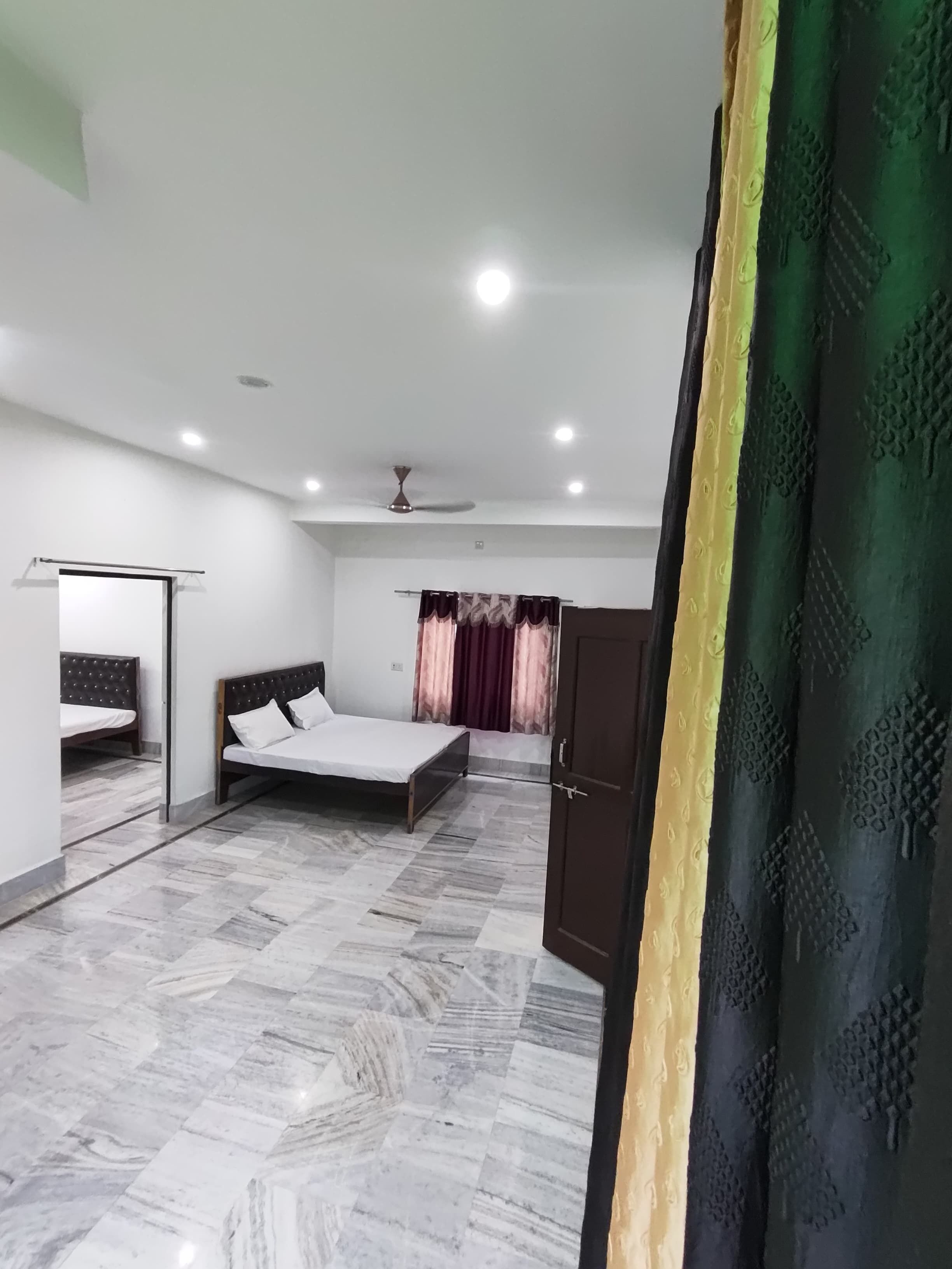 家庭公寓 | 床单