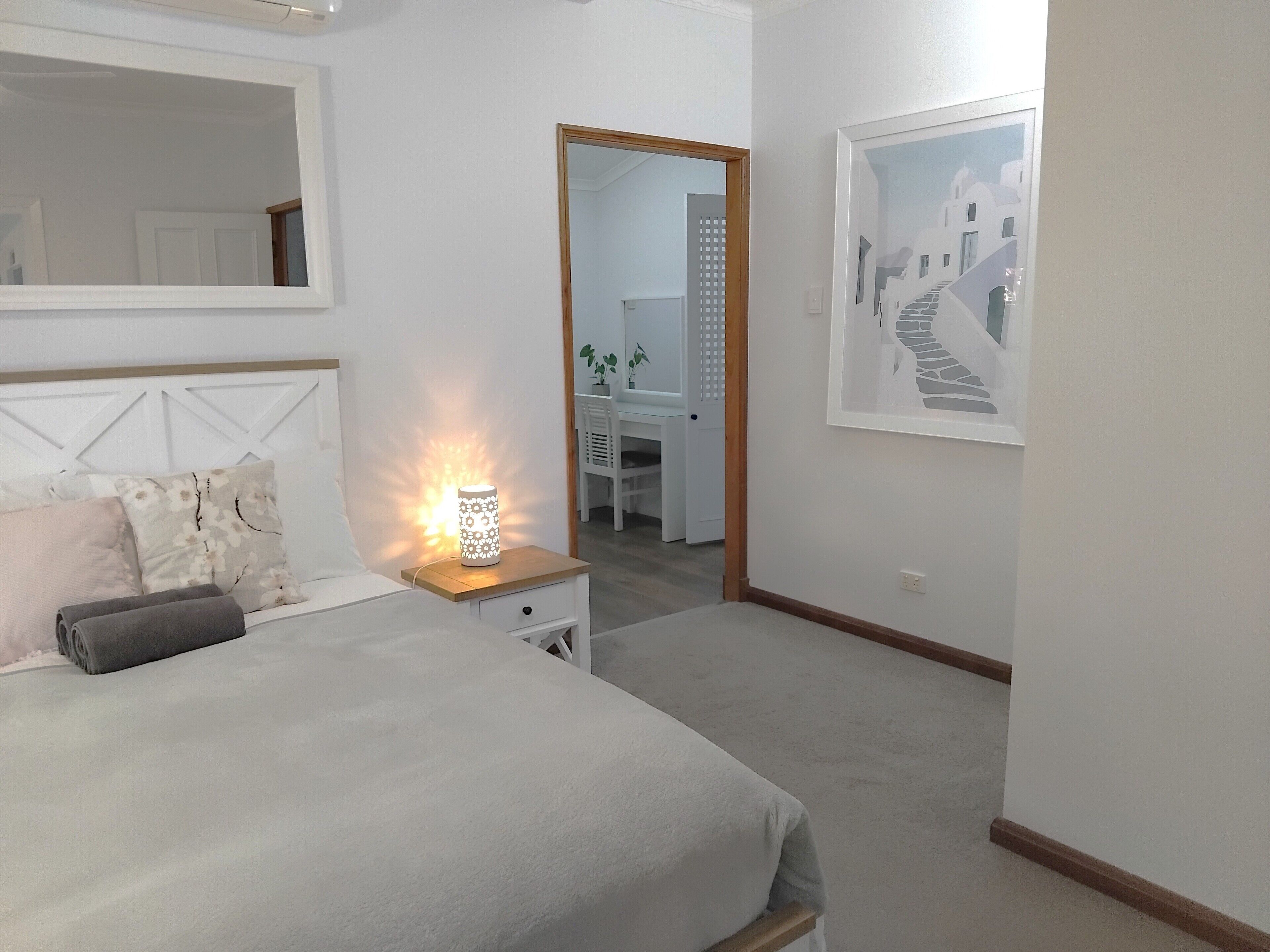 4 chambres, fer et planche à repasser, Wi-Fi, draps fournis