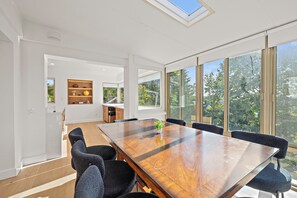 Dining - Sunlit & Spacious Seattle Home near Space Needle (Seattle)