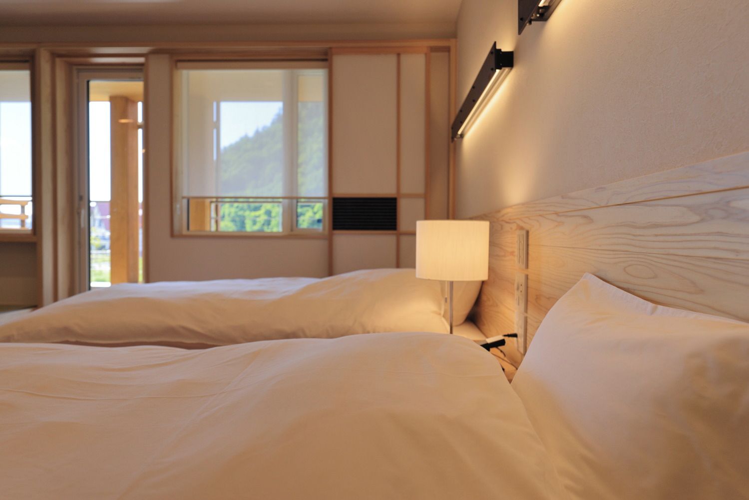 Superior Twin Room, Balcony, Mountain View | In-room safe, desk, WiFi (free)