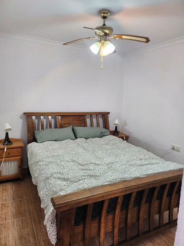 Casa Carolina Retreat in Oria -sleeps4 - Aircon