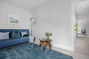 Living area - Morford House (Exeter)