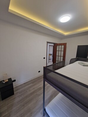 2 camere, ferro/asse da stiro, Wi-Fi, lenzuola