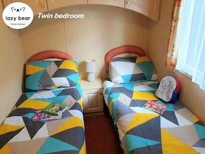 4 kamar tidur dan didekorasi berbeda-beda