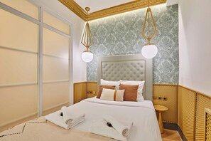 1 Schlafzimmer, Schreibtisch, Bügeleisen/Bügelbrett, Reisekinderbett