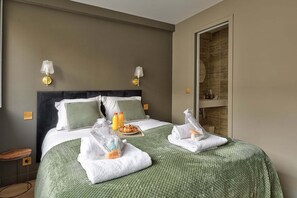 2 chambres, bureau, fer et planche à repasser, Wi-Fi gratuit