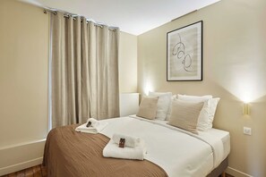 1 Schlafzimmer, Schreibtisch, Bügeleisen/Bügelbrett, Internetzugang