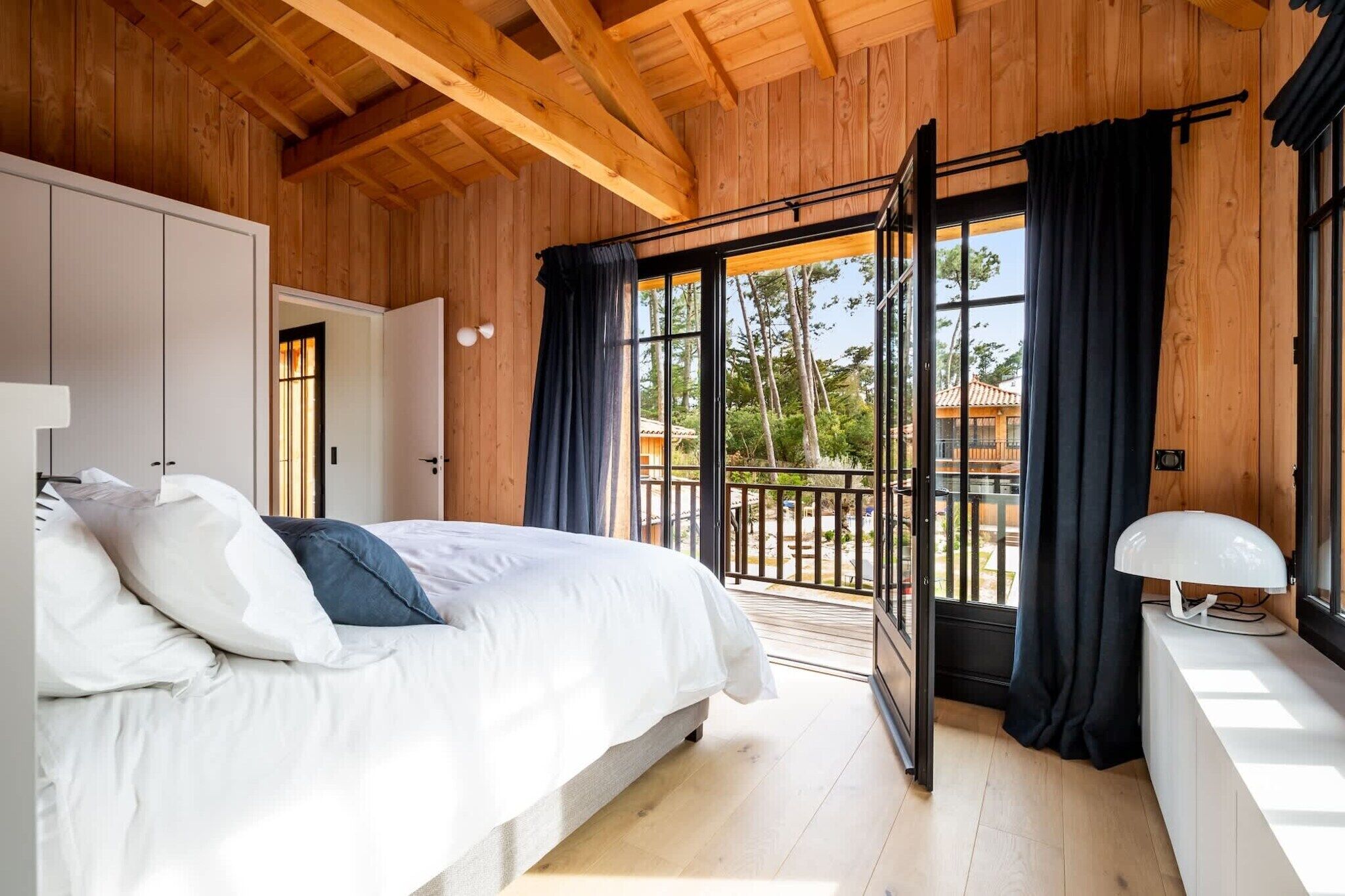 7 chambres, fer et planche à repasser, Wi-Fi gratuit, draps fournis