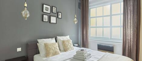 3 sovrum, skrivbord, strykjärn/strykbräda och internet