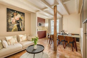 Interior - Superb Ac apartment in the heart of the Marais (Paris)