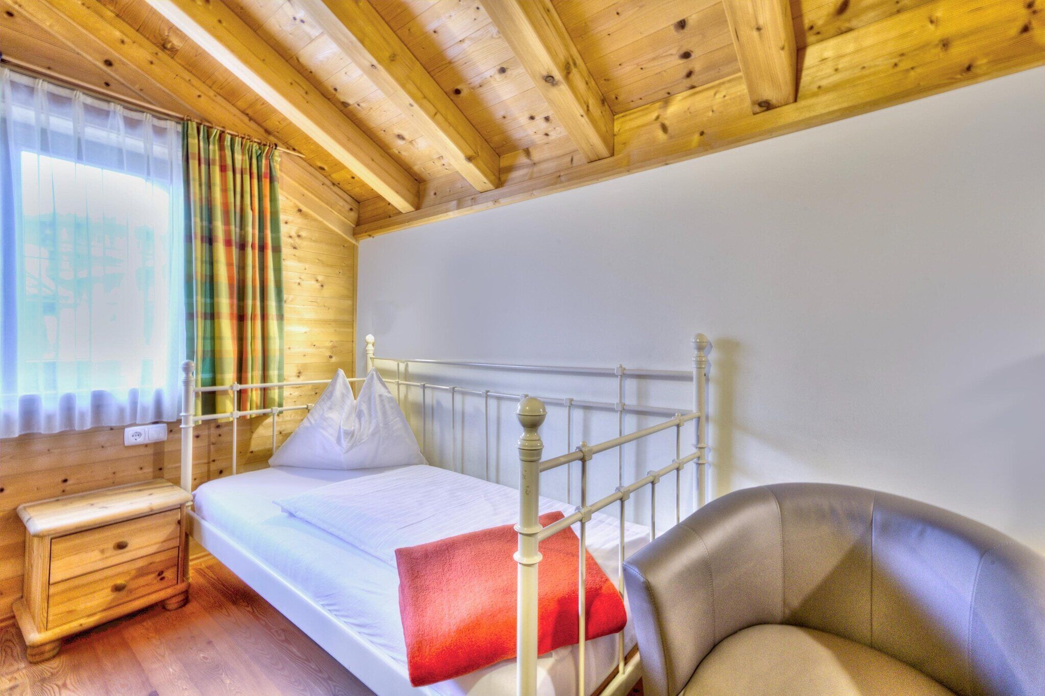 3 bedrooms, travel cot, free WiFi