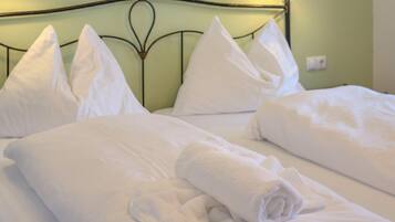 3 Schlafzimmer, Reisekinderbett, kostenloses WLAN, Bettwäsche