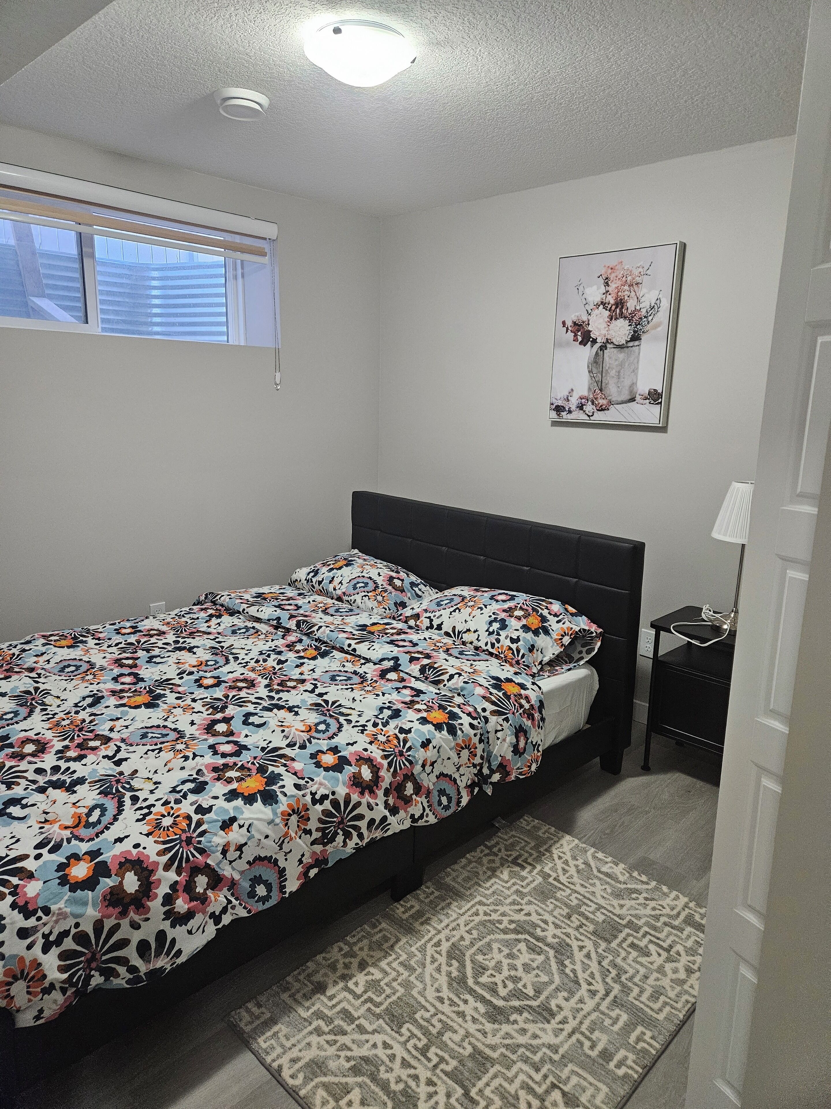 2 makuuhuonetta, silitysrauta/-lauta, Wi-Fi, vuodevaatteet