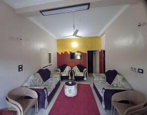 Basic Double or Twin Room, 2 Bedrooms | Living area - Lotus (Abu Simbel)