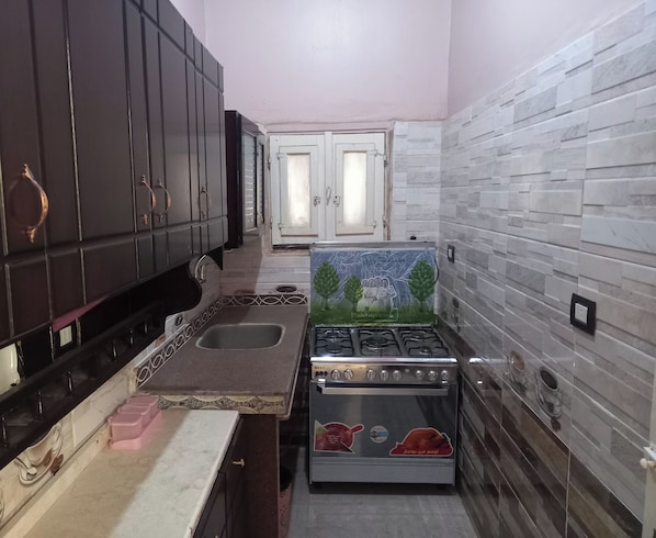 Quarto casal ou duplo básico, 2 quartos | Cozinha privada
