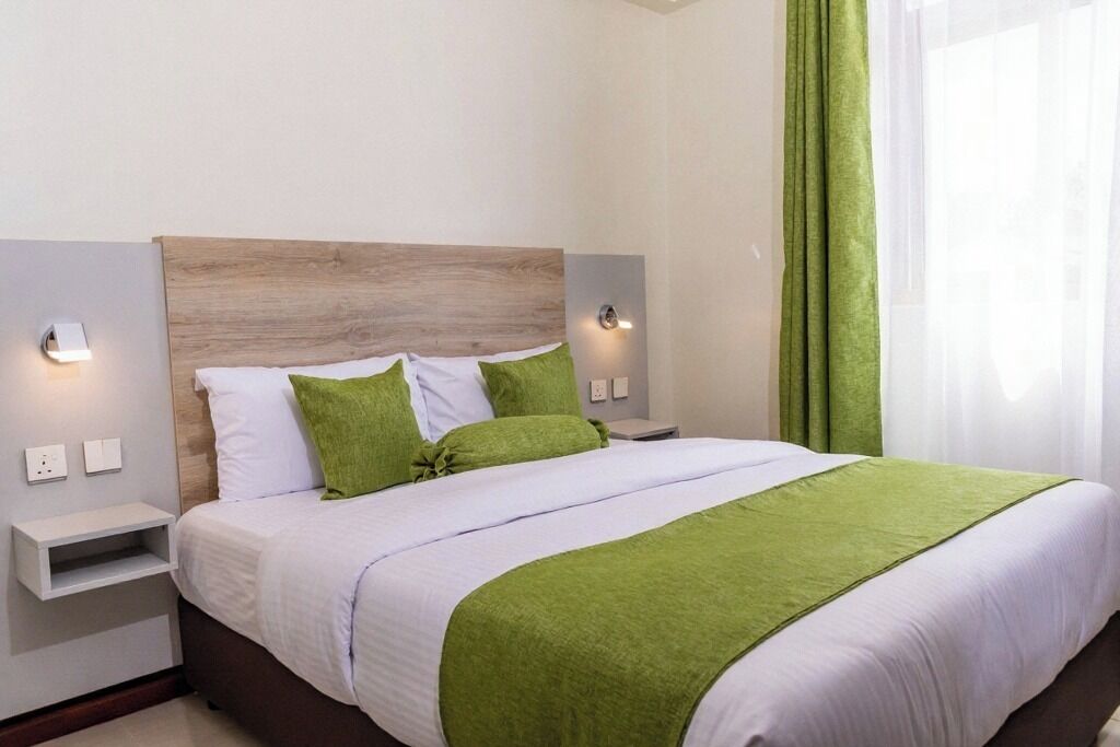 Quarto casal luxo | Wi-Fi de cortesia, roupa de cama