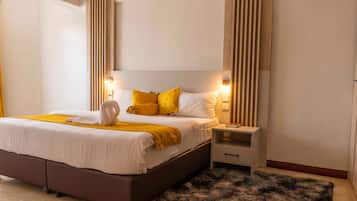 Deluxe Single Room | Free WiFi, bed sheets