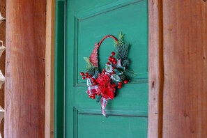 Exterior detail - Three Bedroom Holiday Home - Jahorina (Pale)