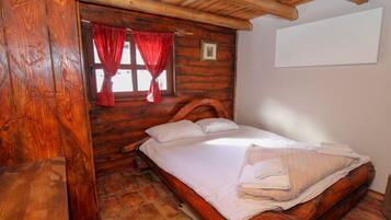 2 Schlafzimmer, Reisekinderbett, kostenloses WLAN