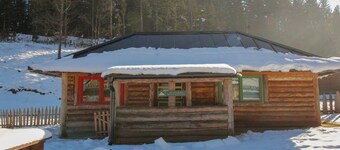 Ethno Village Dolina Mira - One Bedroom Holiday Home (Mala Koliba)