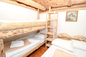 1 bedroom, travel crib, free WiFi