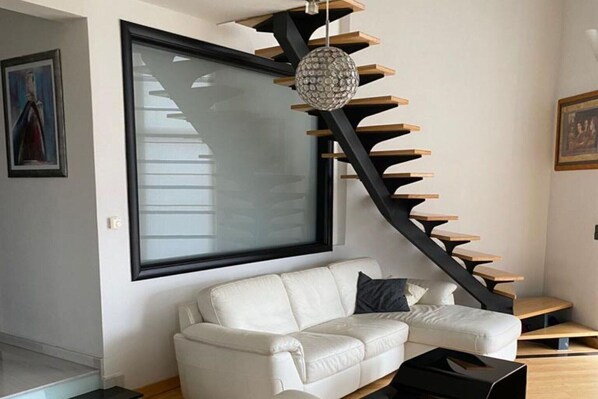 TV connectée, cheminée