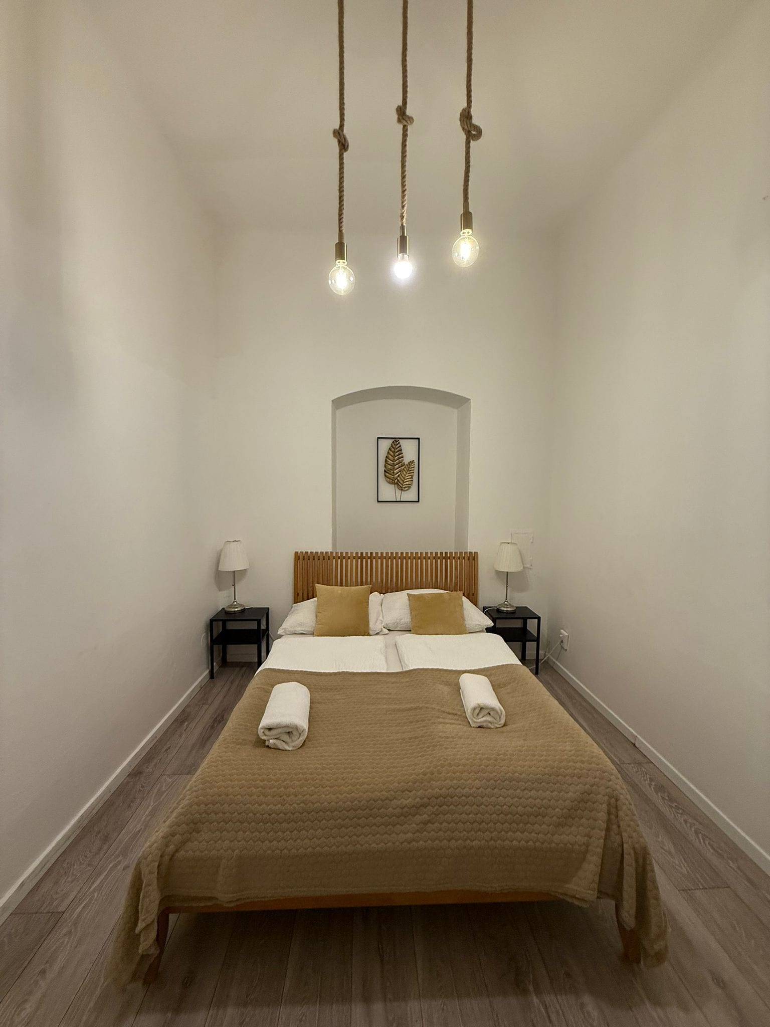 Apartamento básico | Ferros/tábuas de passar roupa, Wi-Fi de cortesia