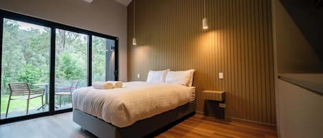 Deluxe tweepersoonskamer, balkon, uitzicht op bergen | Lakens van Egyptisch katoen, luxe beddengoed, een minibar