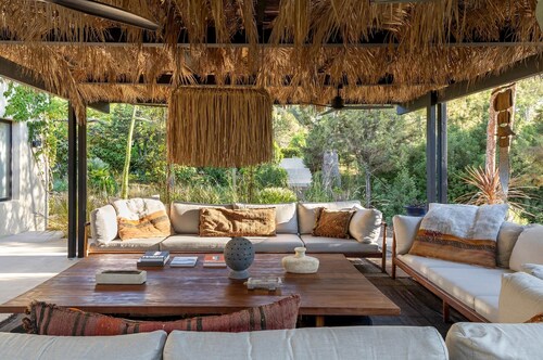 Off the Grid Ibiza, Can Serenico