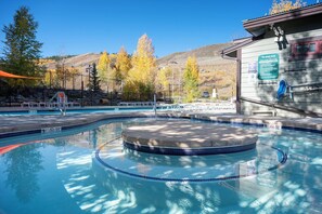 A heated pool - Base Camp Retreat: Amazing Ski Views from Base Camp + Pool & Hot Tub! (Granby)