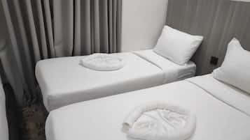 In-room safe, bed sheets