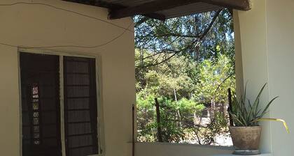 SEASIDE NOOK: Cozy Studio, 5-Min Walk to Bofa Beach & Mazingira Park