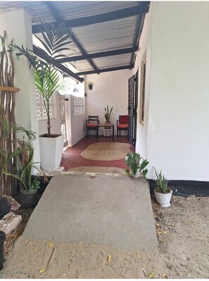 Interior - SEASIDE NOOK: Cozy Studio, 5-Min Walk to Bofa Beach & Mazingira Park (Kilifi)