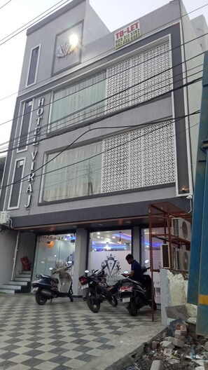 Exterior - Hotel Viraj (Bhopal)