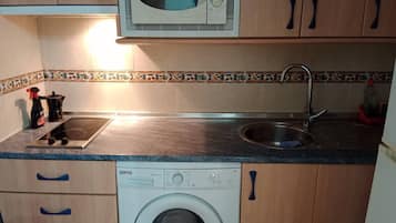 Four, plaque de cuisson