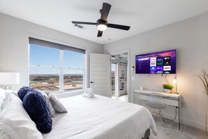 1 habitación, tabla de planchar con plancha, wifi y ropa de cama 