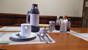 Free daily continental breakfast