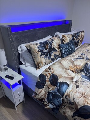 2 Schlafzimmer, Bügeleisen/Bügelbrett, WLAN, Bettwäsche