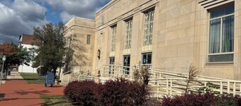 Luxurious large condo, no steps,amenities galore. Brand new, Secure, Parking,W/D