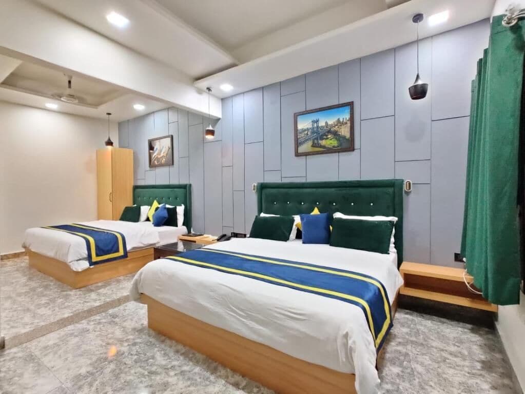 Soundproofing, iron/ironing board, free WiFi