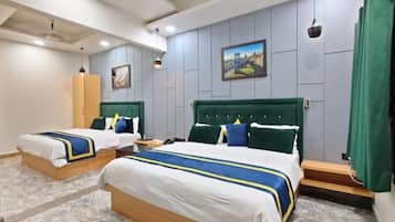 Soundproofing, iron/ironing board, free WiFi