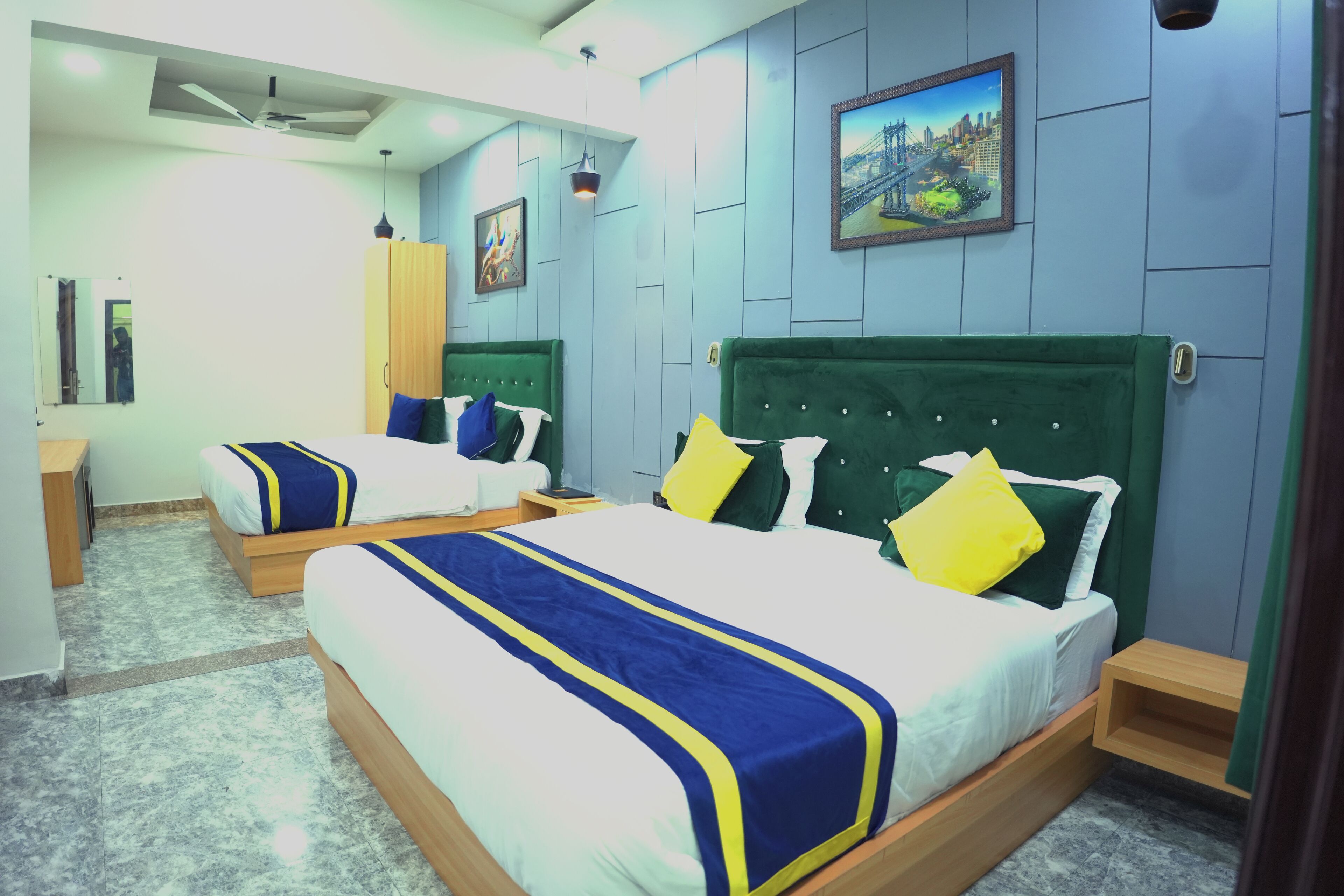 Kamar Double atau Twin Keluarga, balkon, pemandangan kota | Kedap suara, setrika/meja setrika, dan Wi-Fi gratis