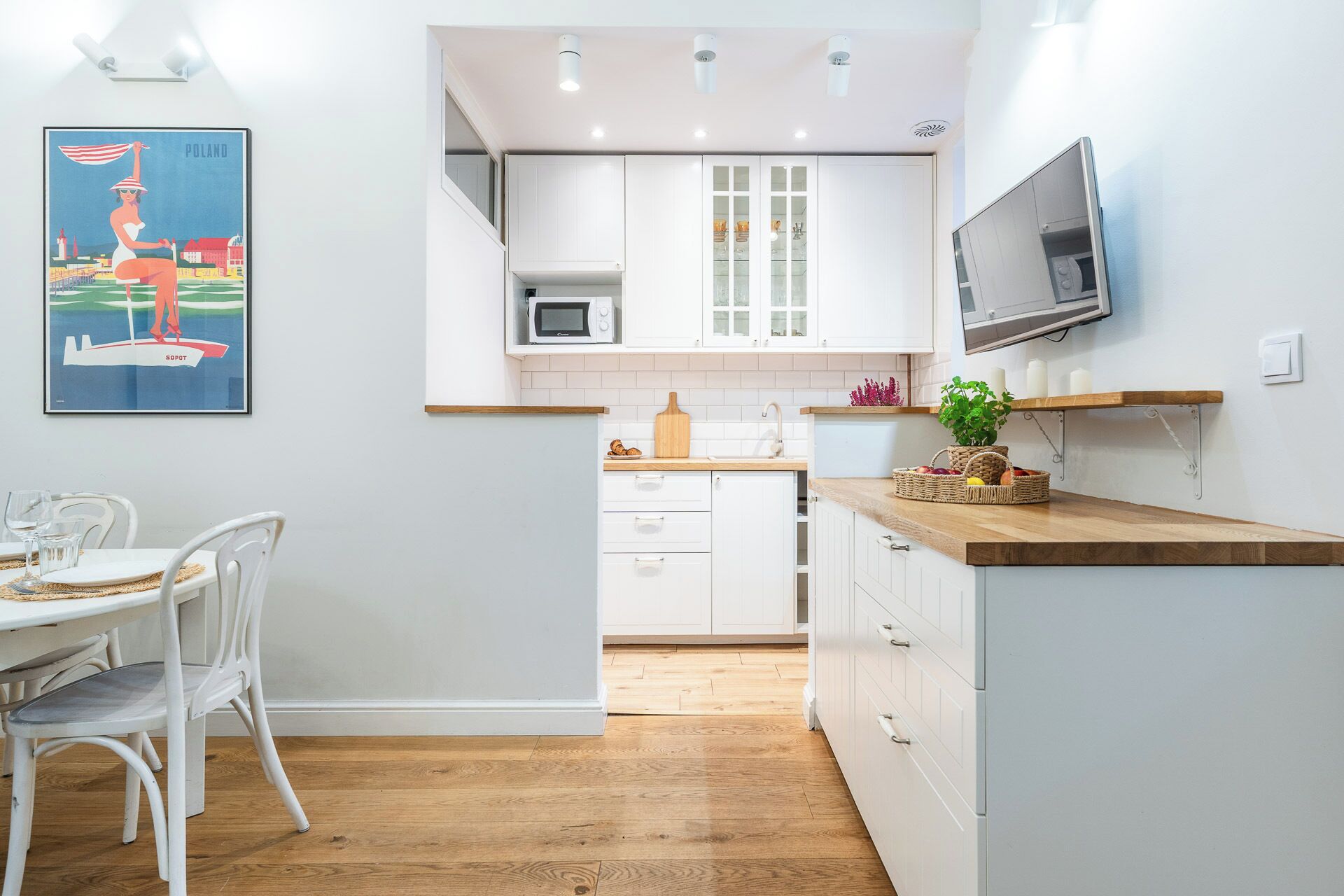 Apartment | Iron/ironing board, free WiFi