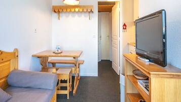 Apartment | Tempat makan