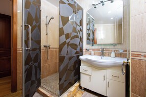Bathroom - Apartment by Luxe Group HH888 (Yerevan)