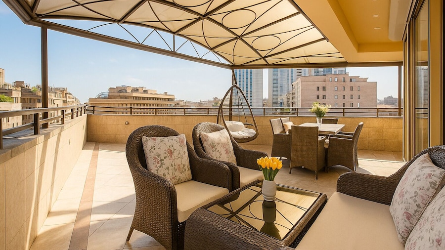 Apartment by Luxe Group HH888