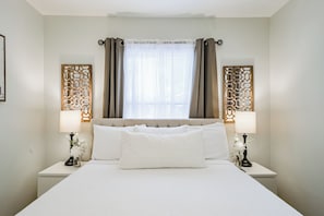 6 Schlafzimmer, Schreibtisch, Bügeleisen/Bügelbrett, kostenloses WLAN