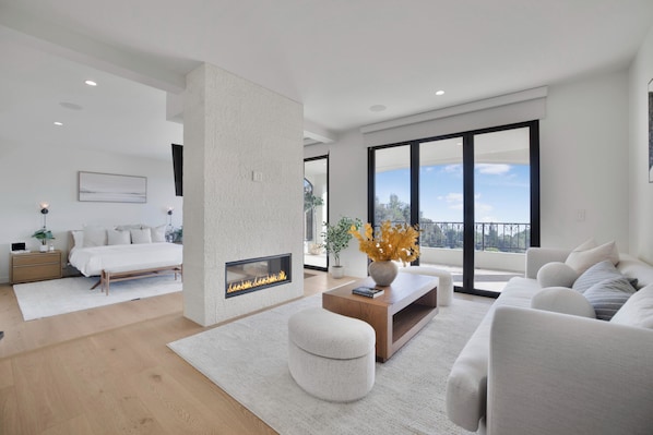 Biệt thự Cao cấp, nhiều giường, có thể sử dụng hồ bơi, quang cảnh núi (Villa Solea) | 4 phòng ngủ, trang trí khác biệt