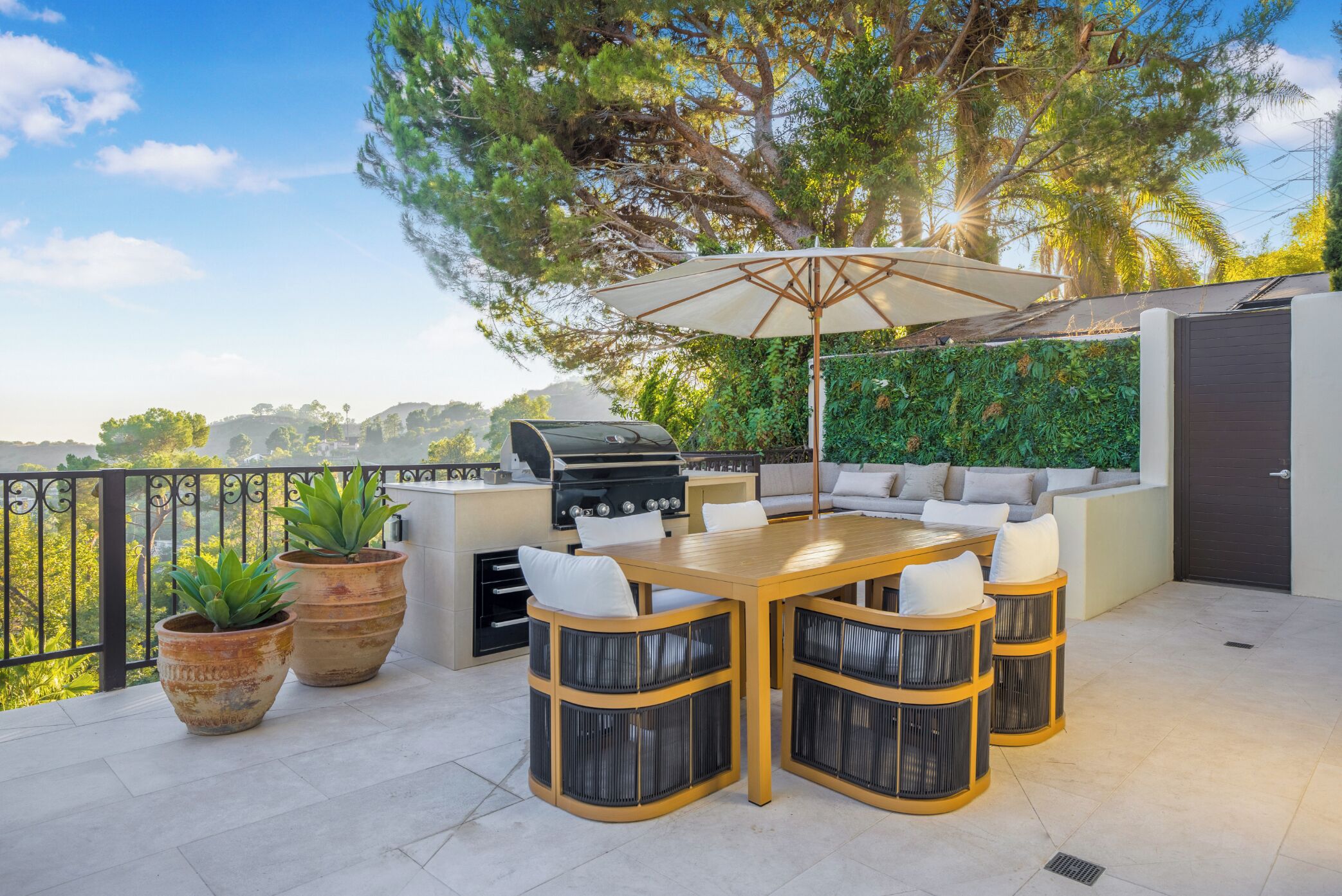 Biệt thự Cao cấp, nhiều giường, có thể sử dụng hồ bơi, quang cảnh núi (Villa Solea) | Khu ẩm thực ngoài trời