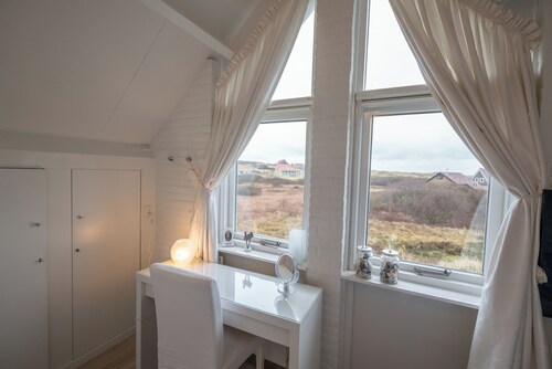 Luxury vacation home Terschelling in nature walking distance from the North Sea